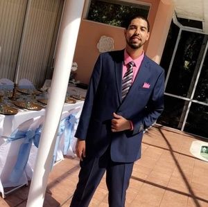 Meet your Posher, Ahmed